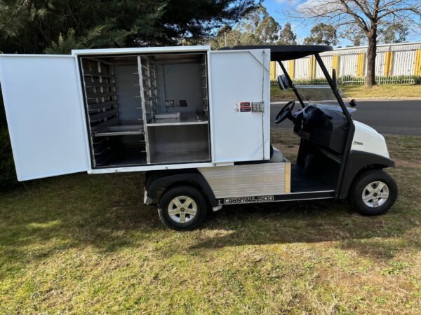 Club Car Carryall 500 Meal Service Vehicle 2022 Electric - Image 2